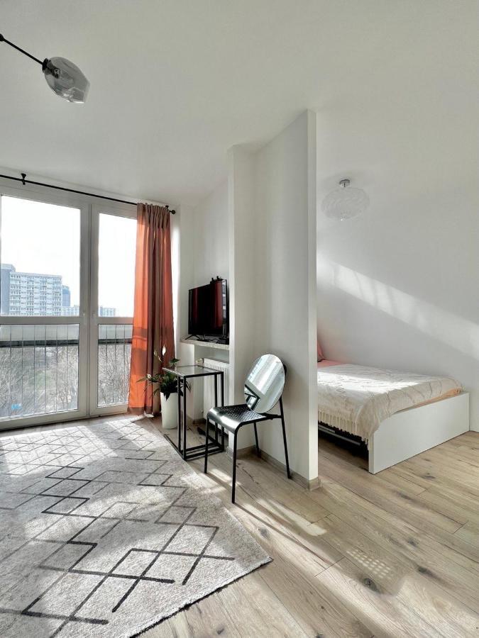 Mirovski Apartment Варшава Екстер'єр фото